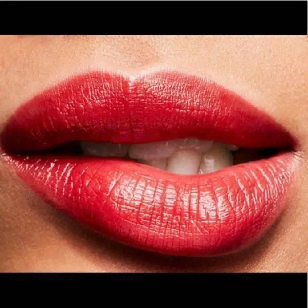 MAC Lady Bug Lustre Lipstick